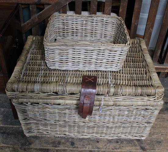 Large wicker hamper